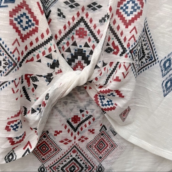 En Crème tee with open back - Picture 4 of 5